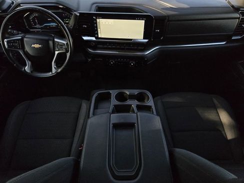 Used 2024 Chevrolet Silverado 2500 LT image 15