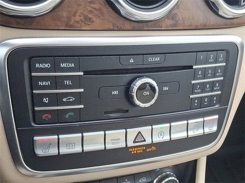 Used 2020 Mercedes-Benz GLA 250 4MATIC image 17