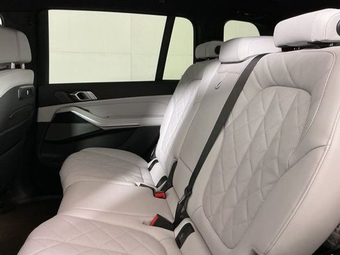 New 2026 BMW X7 xDrive40i w/ M Sport Package AWD/4WD image 26