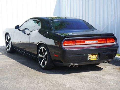 Used 2014 Dodge Challenger R/T RWD image 4