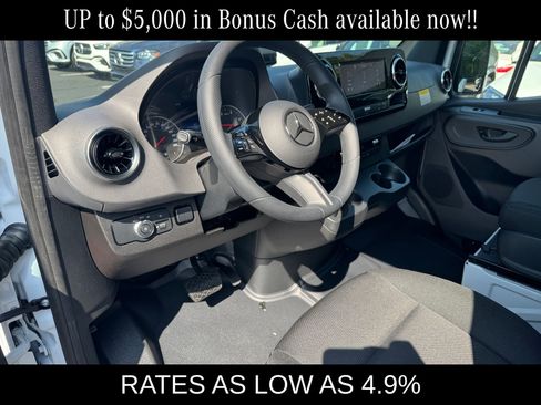 New 2026 Mercedes-Benz Sprinter 2500 image 7