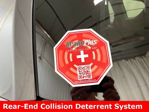 Used 2018 Toyota RAV4 XLE image 10