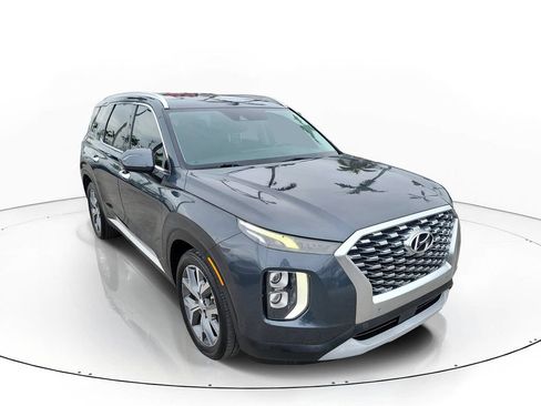 Used 2020 Hyundai Palisade SEL FWD image 3