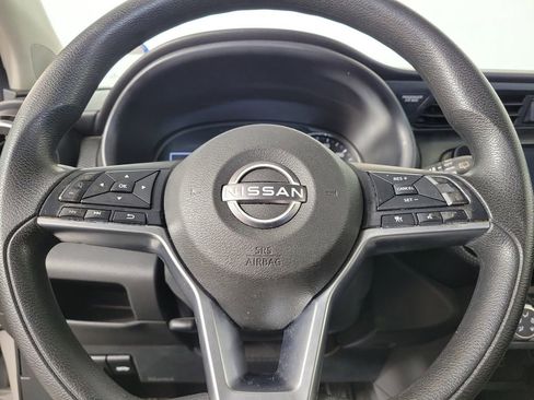 Used 2023 Nissan Kicks SV FWD image 15