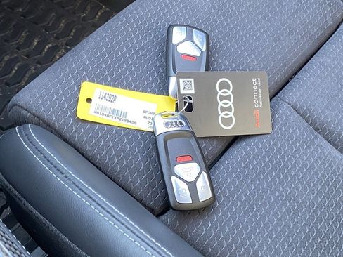 Used 2023 Audi SQ5 Premium Plus w/ Premium Plus Package image 11