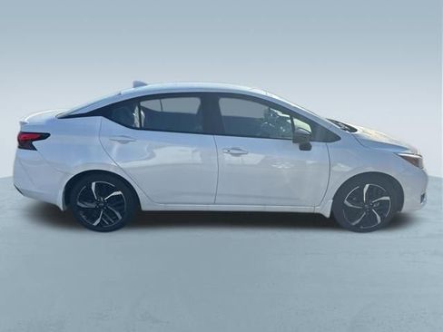 Used 2025 Nissan Versa SR w/ Trunk Package image 10