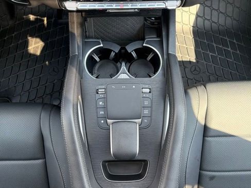 Used 2024 Mercedes-Benz GLE 450e 4MATIC image 22