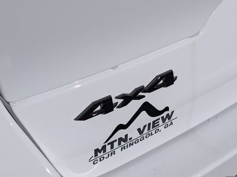 New 2026 Jeep Grand Cherokee Altitude AWD/4WD image 7