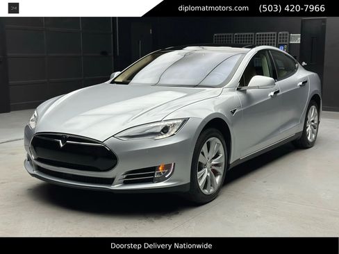 Used 2015 Tesla Model S P85D image 1