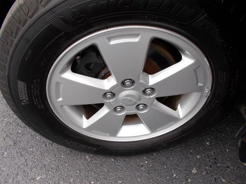 Used 2008 Chevrolet Impala LT image 17