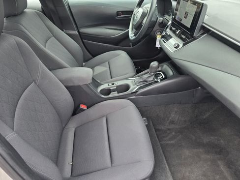 Used 2024 Toyota Corolla LE FWD image 12