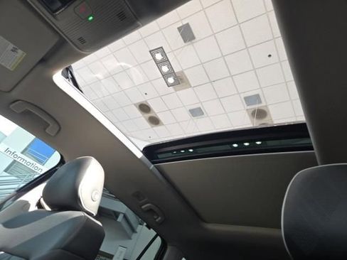 New 2025 Volkswagen Atlas SEL Premium R-Line image 22