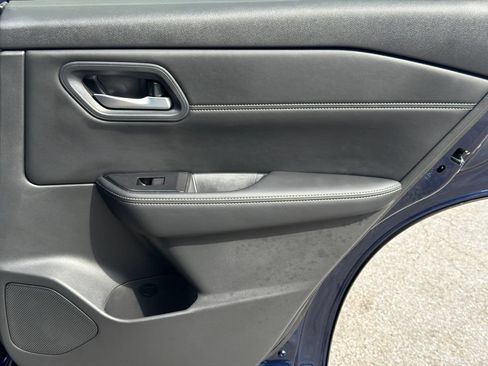 Used 2026 Nissan Rogue Dark Armor FWD image 24