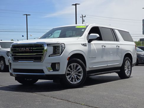 Used 2022 GMC Yukon XL SLT RWD image 2
