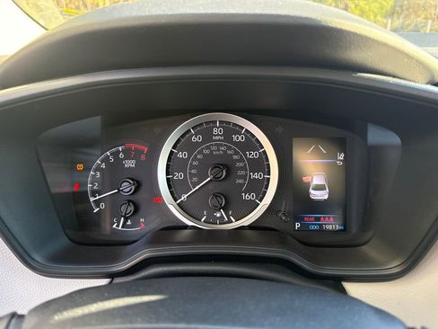 Used 2022 Toyota Corolla LE image 19