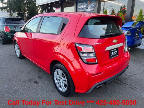 Used 2020 Chevrolet Sonic LT FWD image 6