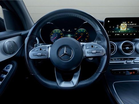 Used 2023 Mercedes-Benz GLC 300 4MATIC Coupe image 21