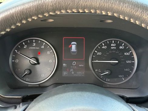 Used 2025 Subaru Outback Premium AWD/4WD image 21