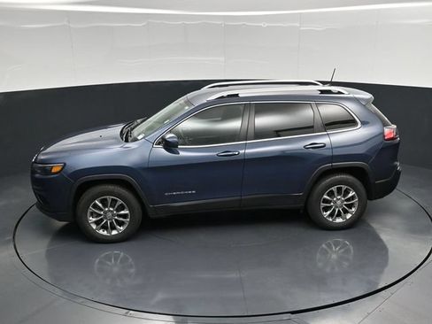 Used 2020 Jeep Cherokee Latitude Plus w/ Cold Weather Group AWD/4WD image 50