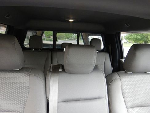 Used 2015 Ford F150 XLT w/ Equipment Group 302A Luxury AWD/4WD image 22