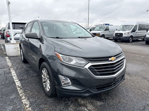 Used 2021 Chevrolet Equinox LS w/ LS Convenience Package image 5