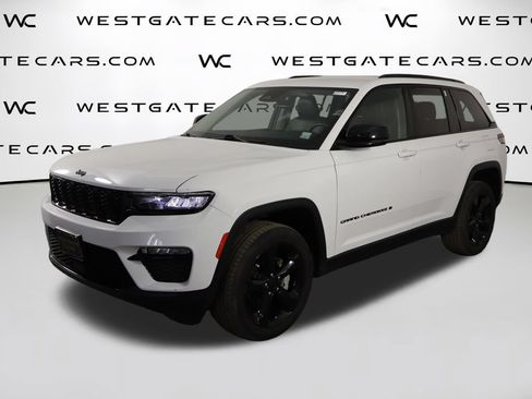 Used 2023 Jeep Grand Cherokee Limited w/ Black Appearance Package AWD/4WD image 1
