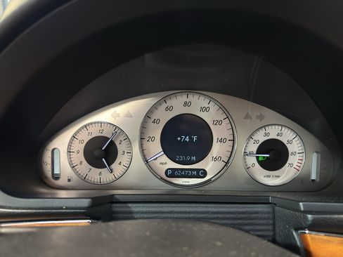 Used 2008 Mercedes-Benz E 350 4MATIC Sedan image 19