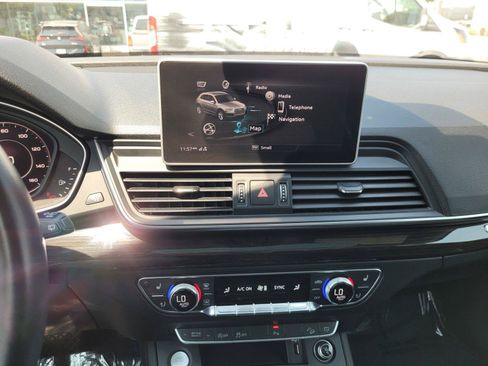 Used 2019 Audi Q5 2.0T Premium Plus AWD/4WD image 30