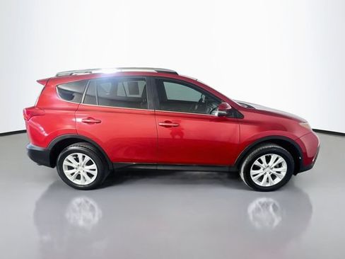 Used 2014 Toyota RAV4 Limited w/ Technology Package FWD image 9