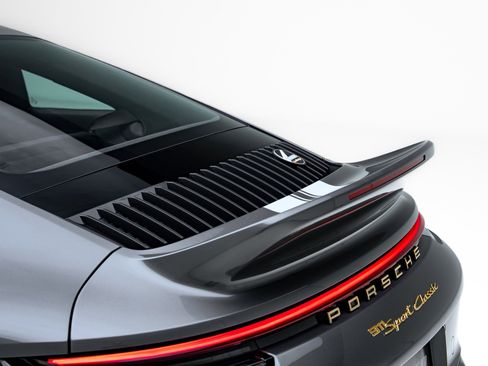 Used 2023 Porsche 911 Sport Classic image 38