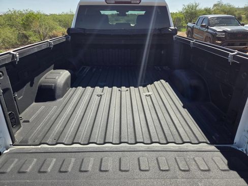 Used 2024 Chevrolet Silverado 2500 Custom w/ Custom Value Package AWD/4WD image 6