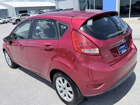 Used 2011 Ford Fiesta SE w/ 203A Rapid Spec Order Code FWD image 6