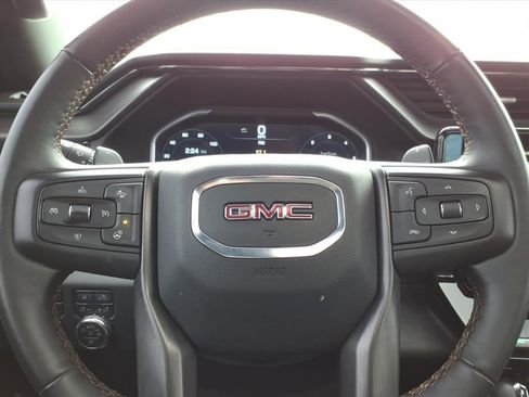 Used 2024 GMC Sierra 1500 AT4 w/ Technology Package image 22