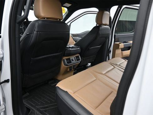 Used 2022 Ford F150 Lariat image 16