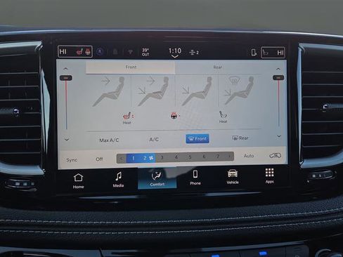 New 2026 Chrysler Pacifica Select w/ S Appearance Package image 18