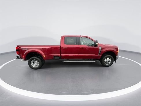 New 2026 Ford F350 Lariat image 9