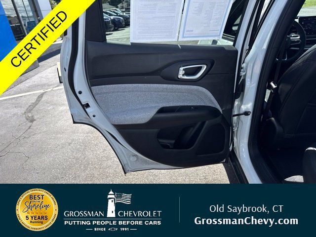 Used 2024 Jeep Compass Latitude w/ Convenience Group AWD/4WD image 21