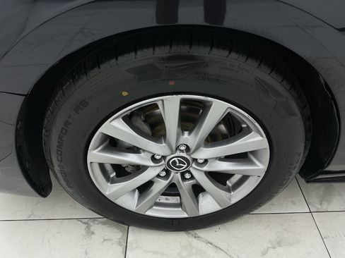Used 2019 MAZDA MAZDA3 Sedan FWD image 46