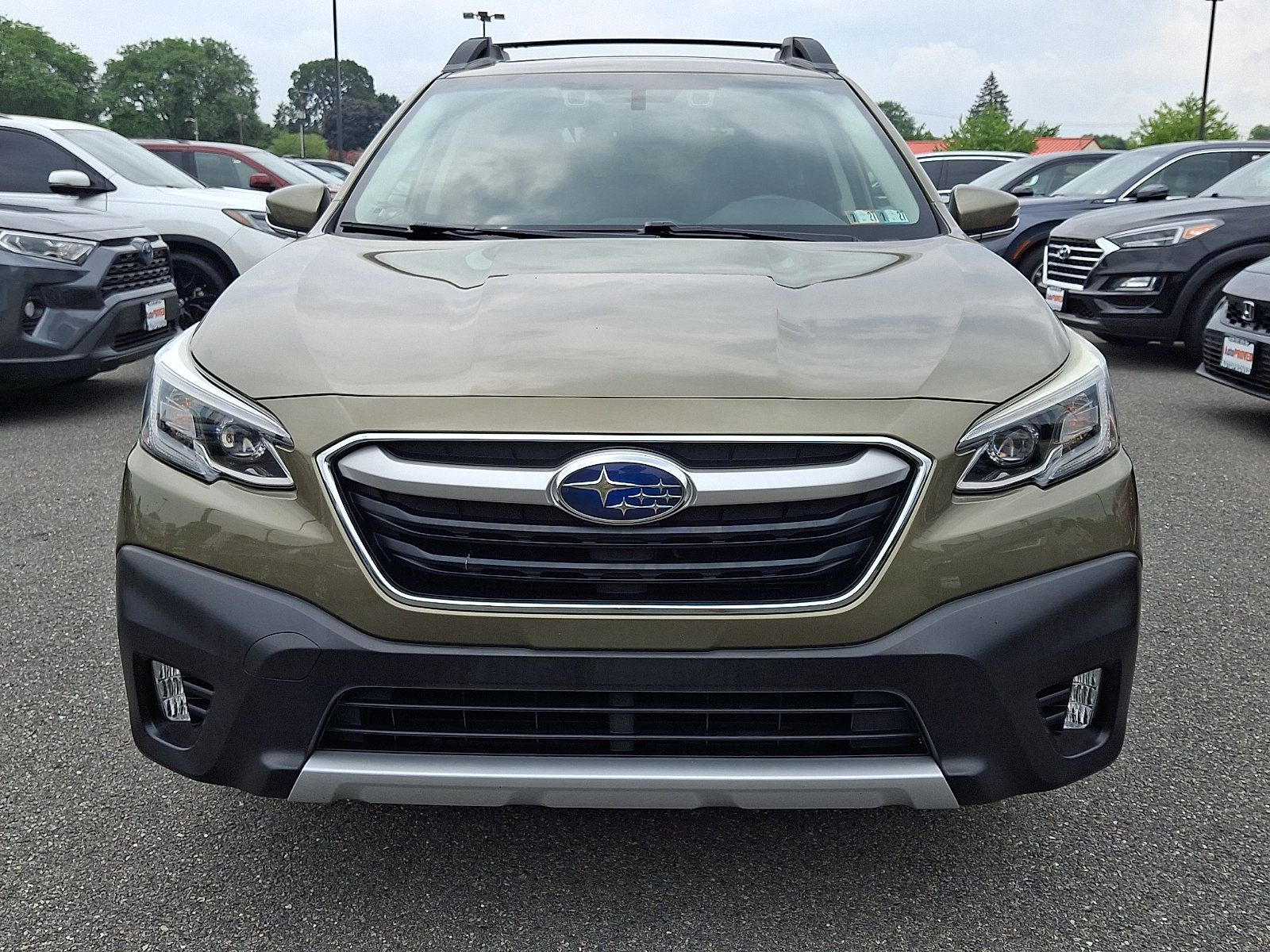 Used 2020 Subaru Outback Limited w/ Popular Package #2 AWD/4WD image 2