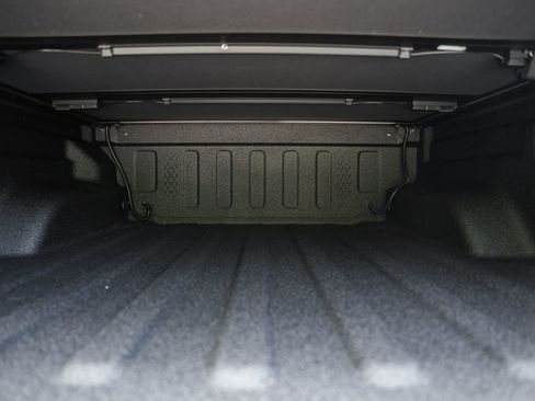 New 2025 Jeep Gladiator Sport image 9