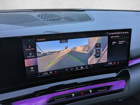 Certified 2024 BMW i5 eDrive40i w/ M Sport Package image 13