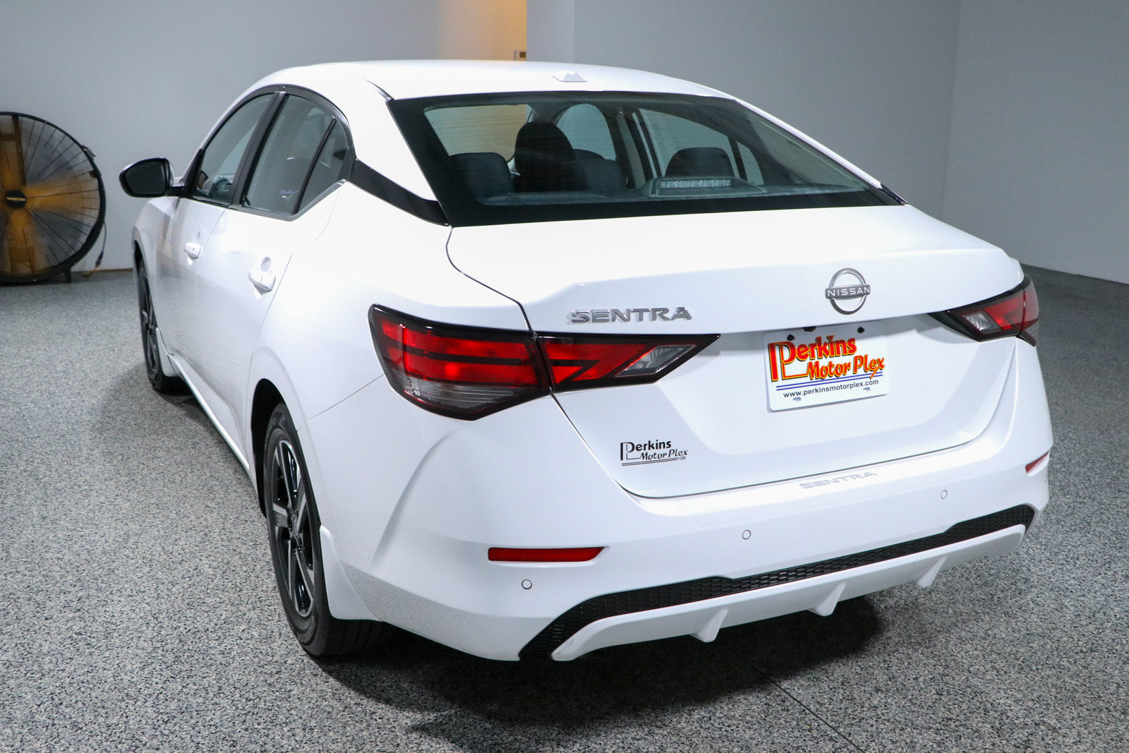 Used 2025 Nissan Sentra SV w/ All-Weather Package FWD image 9