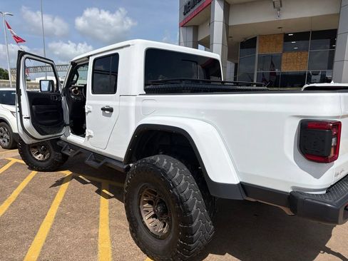 Used 2022 Jeep Gladiator Mojave w/ LED Lighting Group AWD/4WD image 5