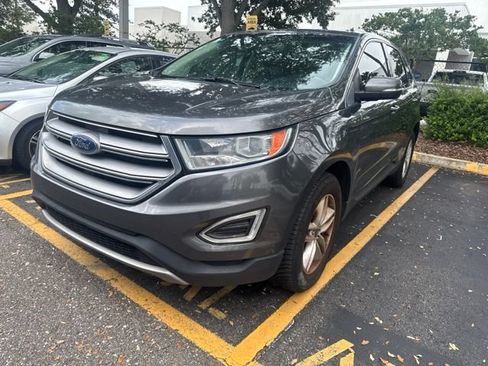 Used 2018 Ford Edge SEL w/ Equipment Group 201A AWD/4WD image 3