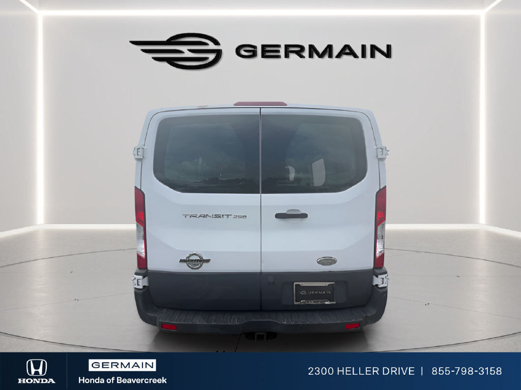 Used 2015 Ford Transit 250 130 Low Roof RWD image 7