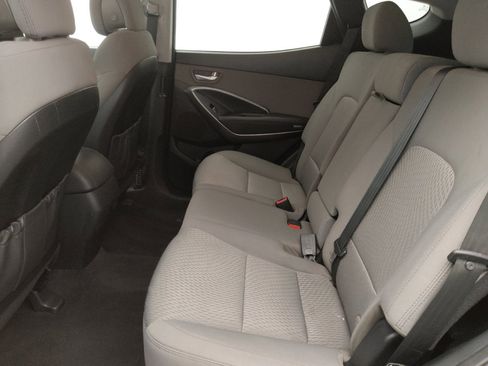 Used 2018 Hyundai Santa Fe Sport image 18