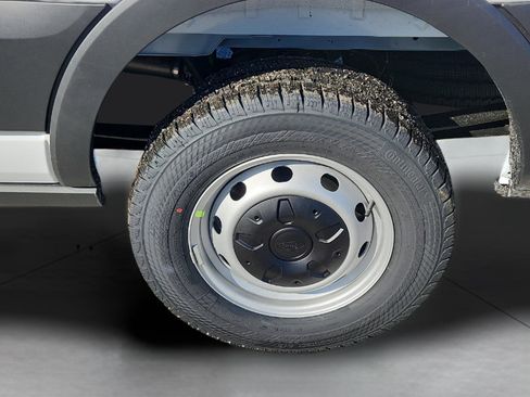 New 2026 Ford Transit 250 image 5