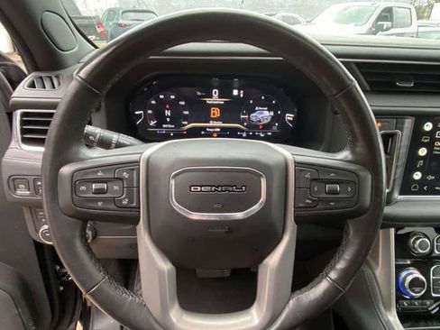 Used 2022 GMC Yukon Denali image 24