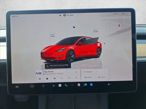 Used 2022 Tesla Model 3 image 11
