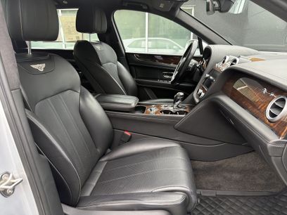 Used 2018 Bentley Bentayga